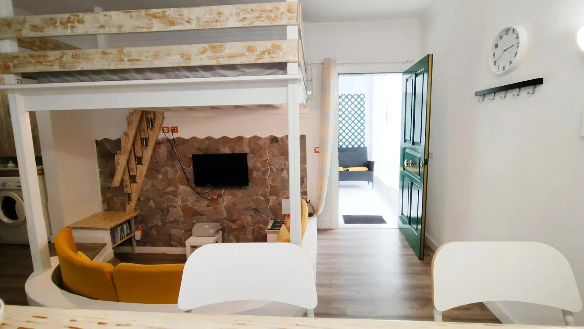 Apartamento Thelma 1 Minuto A Pie Del Mar Tías 0*,  España